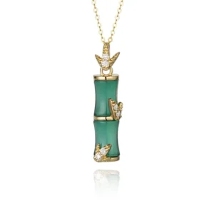 18k gold green agate pendant