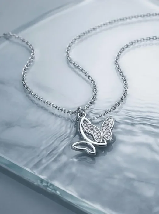 Fabricación de joyas de plata resistentes al agua